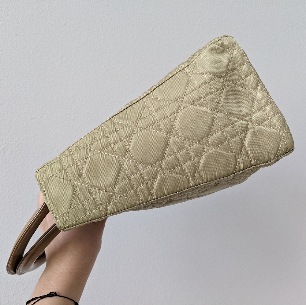 Lady Dior bag - Picture 5 of 16
